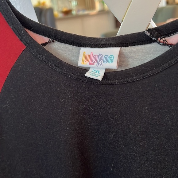 Lularoe 2XL Tunic Black with Red/Black Sleeves - Picture 2 of 3